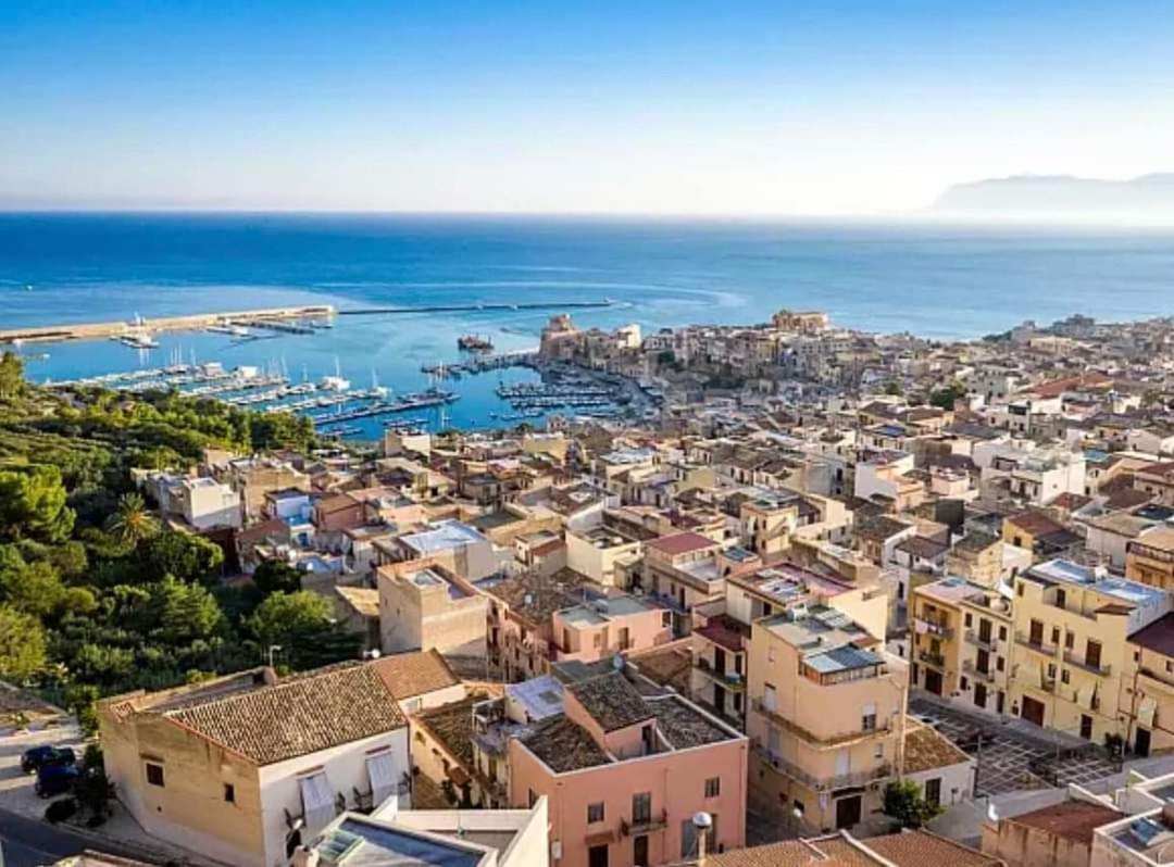 Golden House Apartment Castellammare del Golfo Exterior photo
